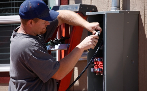 Electrician in Long Beach - Commercial Building